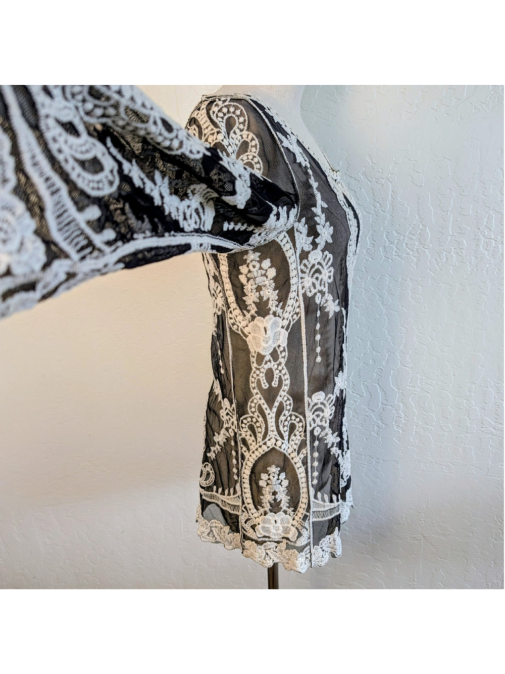 YouareNotAlone Black Mesh Embroidered Lace Boho Tunic Top Small Festival Romance - Picture 10 of 11